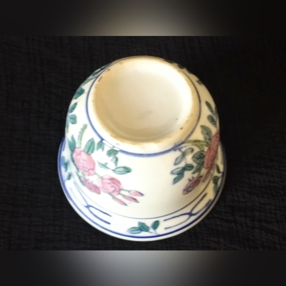 Vintage Pink & Blue Chinoiserie Small Porcelain Planter / Jardiniere - Picture 5 of 8
